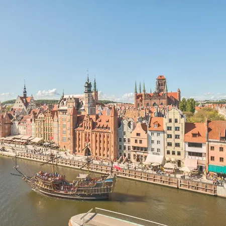 The Pearl On The Motlawa River. * Gdansk